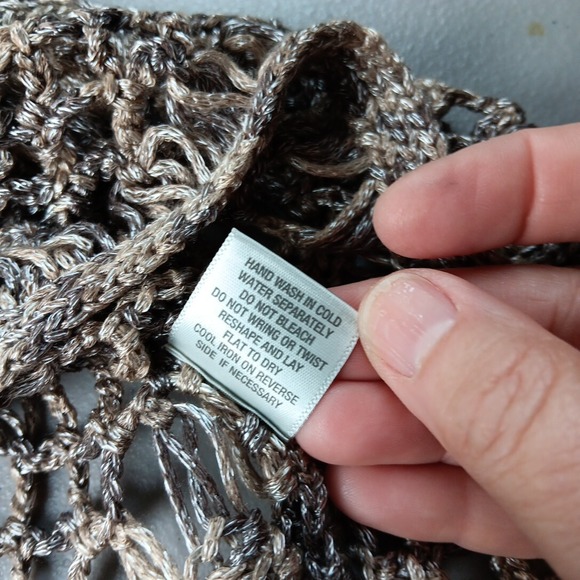 Dress Barn Croched Open Knit Sweater Tunic Womens Large Beige‎ Sheen Boho Travel - Picture 12 of 12